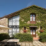 Borgo Santa Maria In Valle Feriehus *